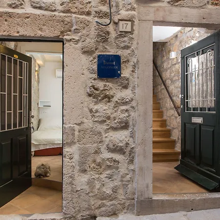 Bottega Guest house 3*